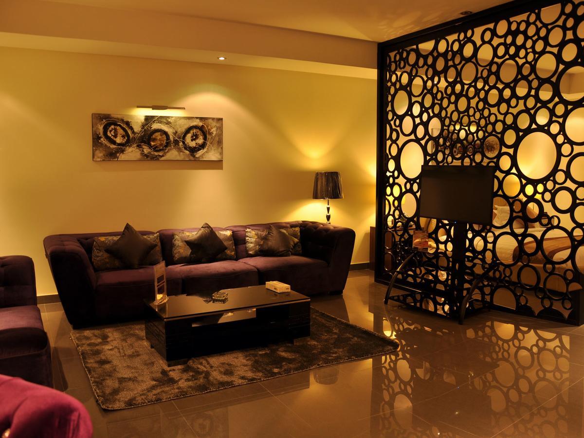 Nelover Qurtubah Riyadh Eksteriør bilde